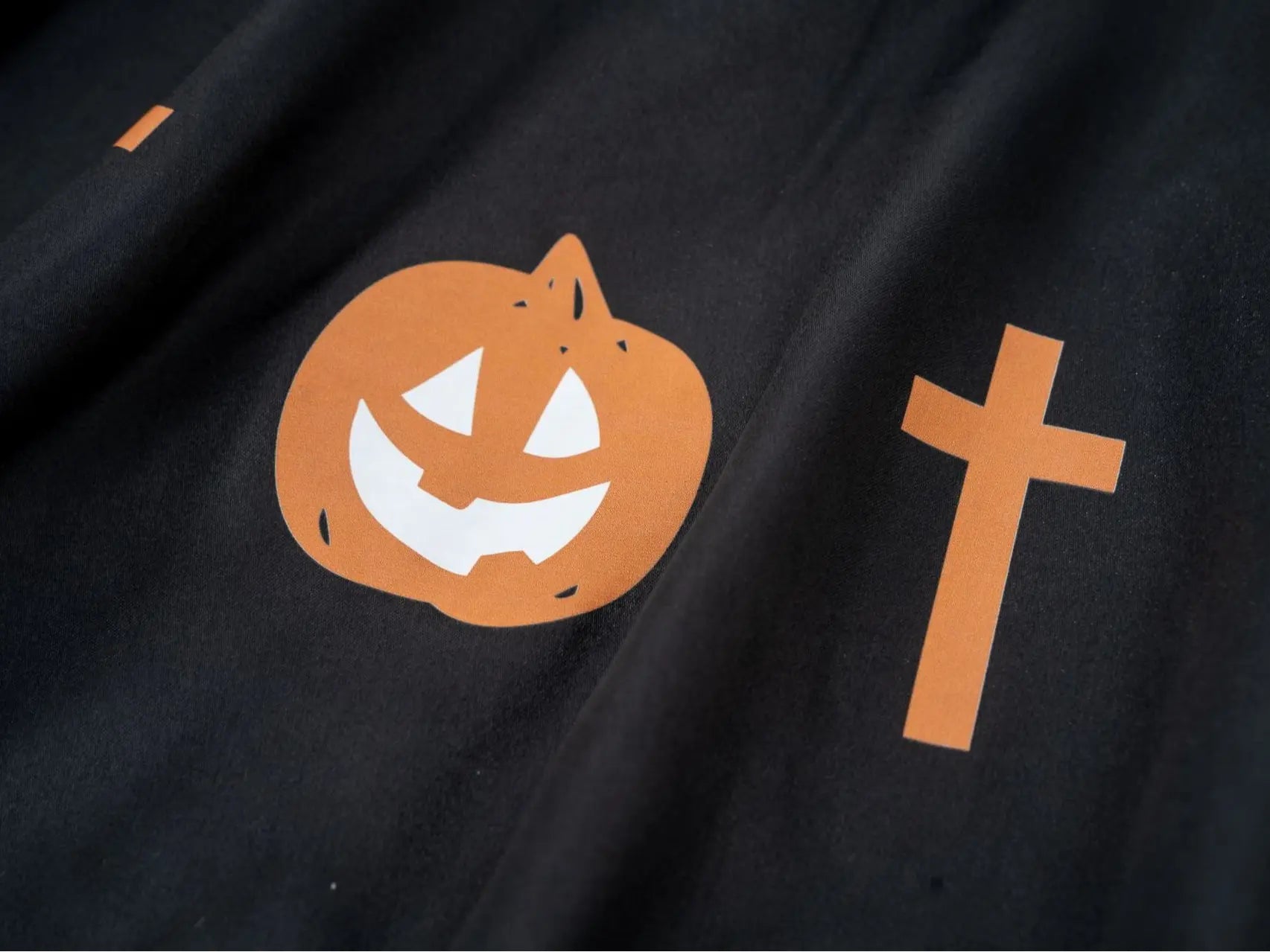 Halloween Pet Costume Cape for Cats and Dogs - Wizard Magic Cosplay, Cute and Breathable Design